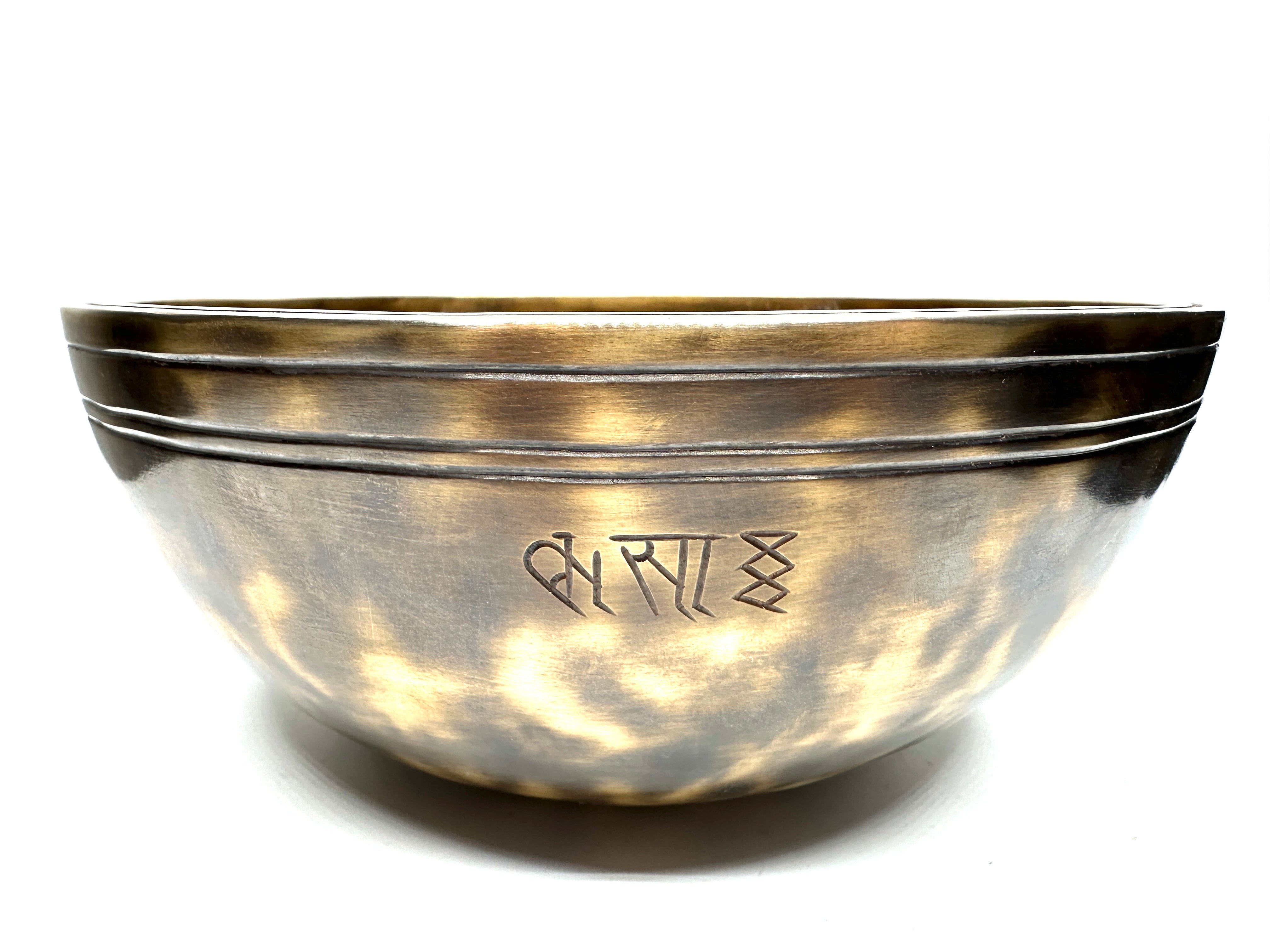 Cuenco Tibetano Fullmoon Premium de 23,6 cms diámetro | 1986 grs.