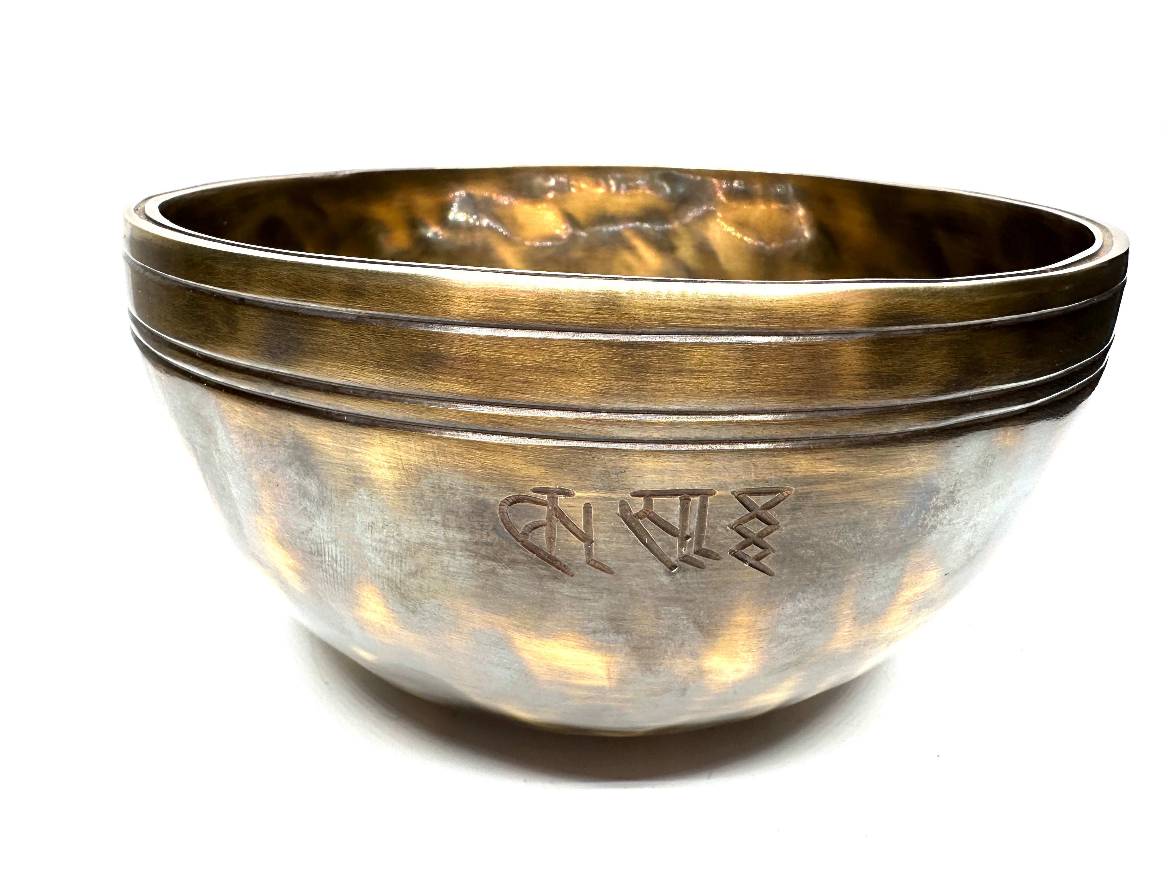 Cuenco Tibetano Fullmoon Premium de 18 cms diámetro | 1080 grs.